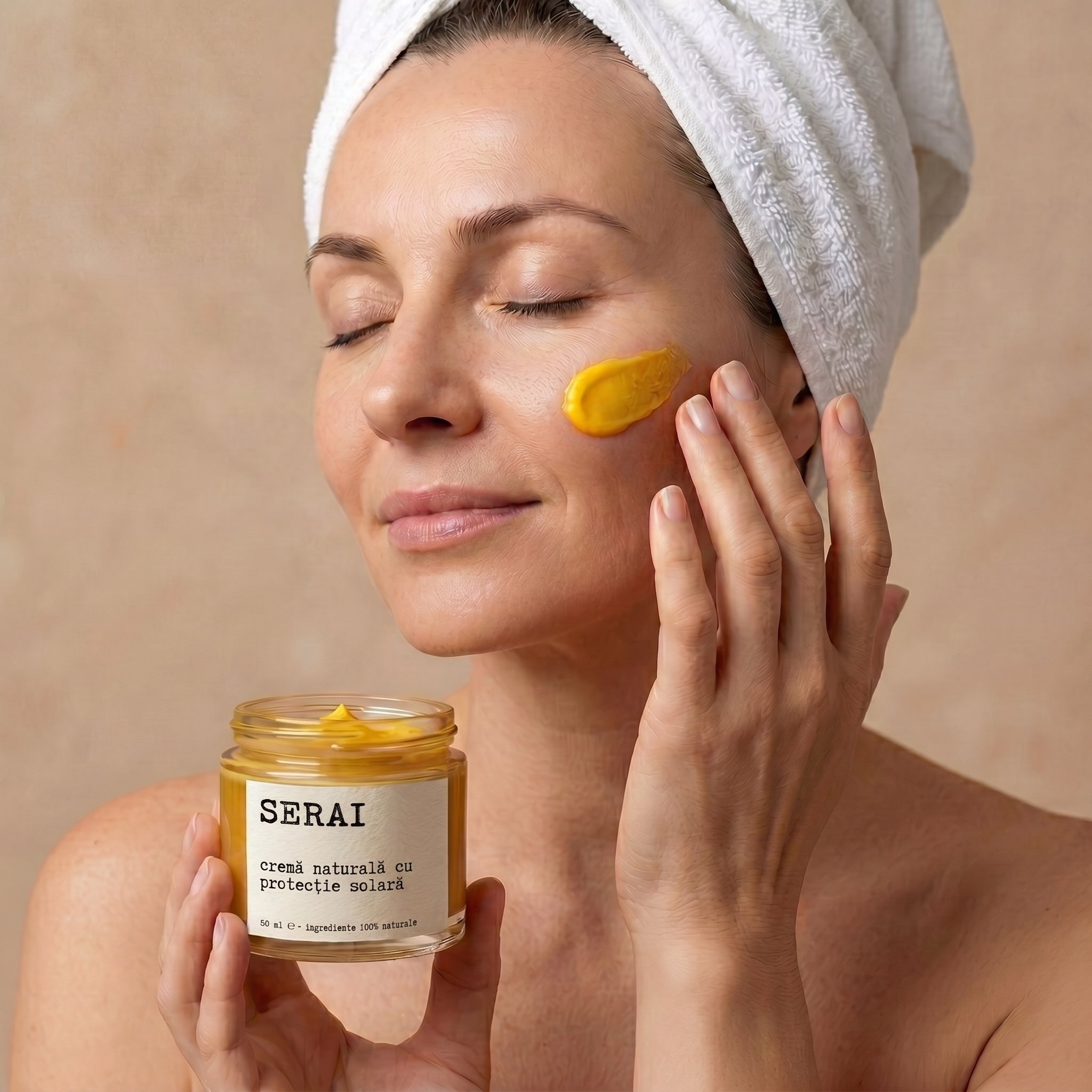 Cremă Naturală de Zi cu Protecție Solară
